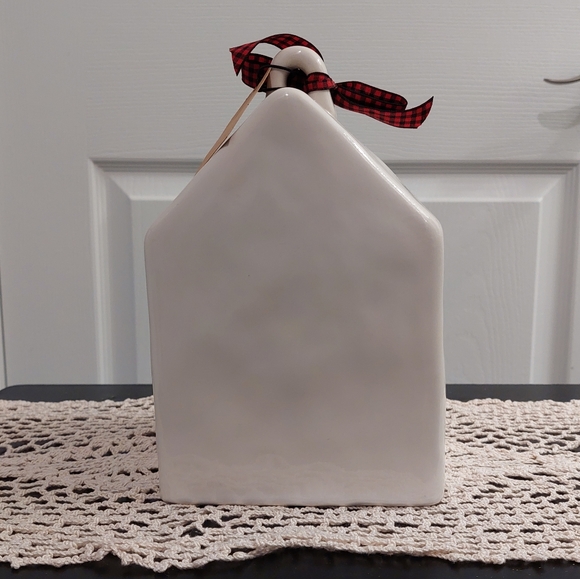 Rae Dunn Ho Ho Ho Birdhouse. - Picture 3 of 3